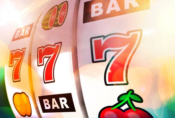 Ceme Online card hands displayed on hokiwin77 login live table with dealer and player positions
